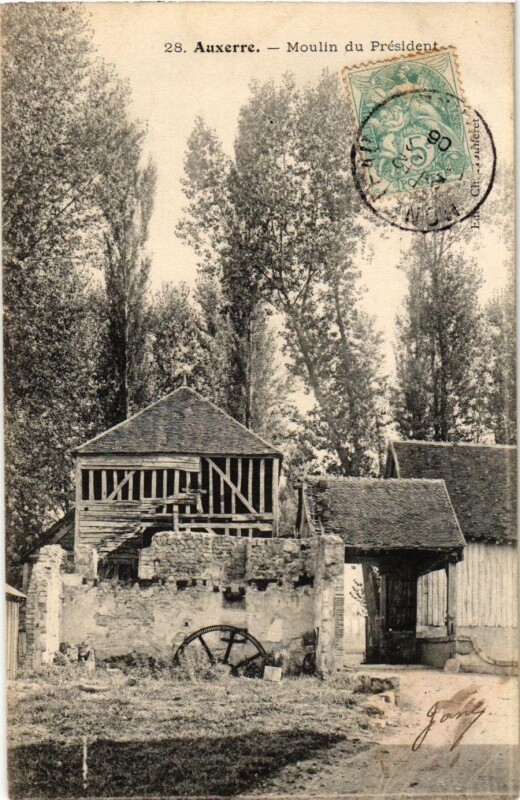 Carte postale ancienne Auxerre - Moulin du President France à Auxerre