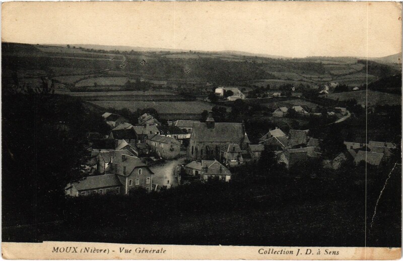 Carte postale ancienne Moux Vue générale Nievre