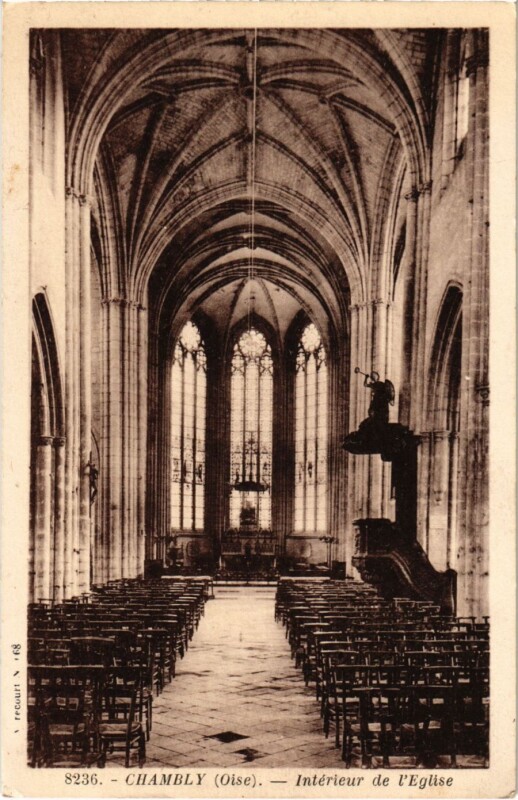 Carte postale ancienne Chambly - Interieur de l'Eglise à Chambly