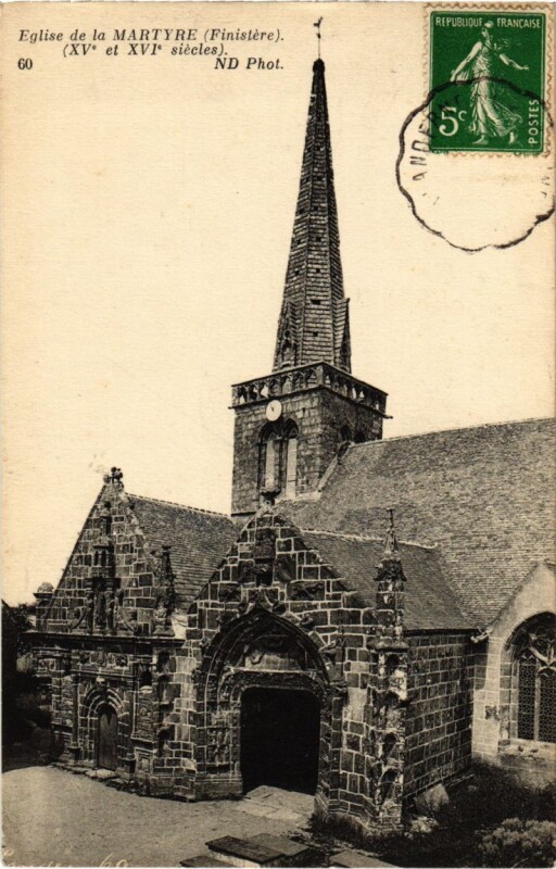 Carte postale ancienne Eglise de la Martyre à La Martyre