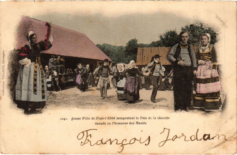 Carte postale ancienne Pont l'Abbe- Jeune Fille remportant le Prix de la Gavotte France