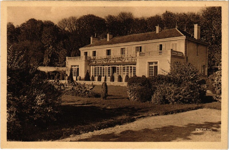 Carte postale ancienne Ecole Saint-Martin Pontoise - Le Prieure à Pontoise