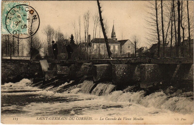 Carte postale ancienne Saint-Germain-Du Corbeis-La Cascade du Vieux Moulin