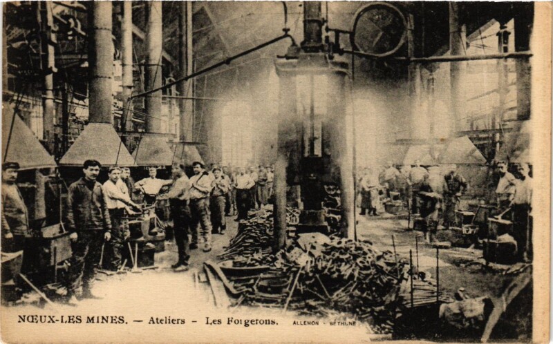 Carte postale ancienne Noeux-les-Mines - Ateliers - Les Forgerons à Noeux-les-Mines
