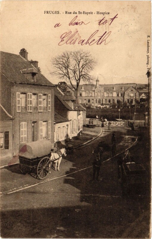Carte postale ancienne Fruges - Rue du Saint-Esprit - Hospice à Fruges