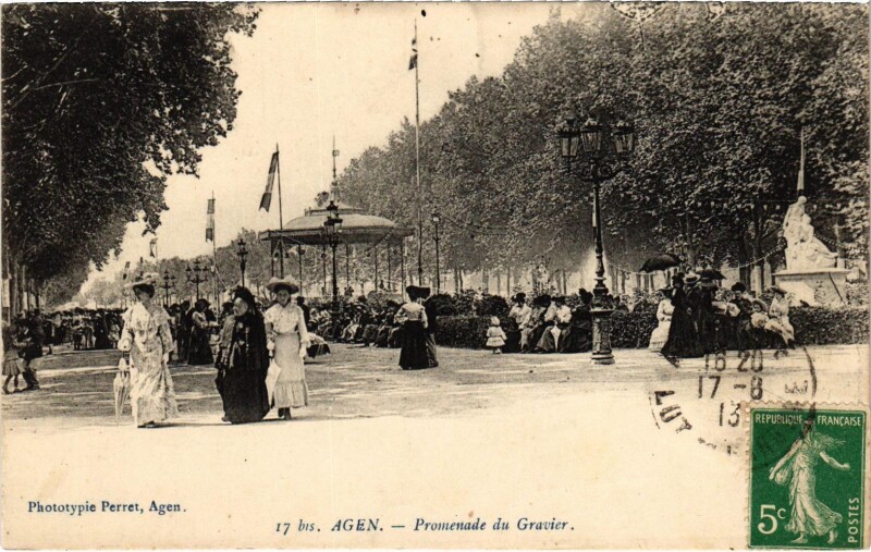 Carte postale ancienne Agen Promenade du Gravier Lot et Garonne