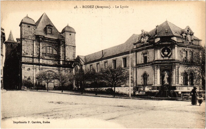 Carte postale ancienne Rodez - Le Lycee à Rodez