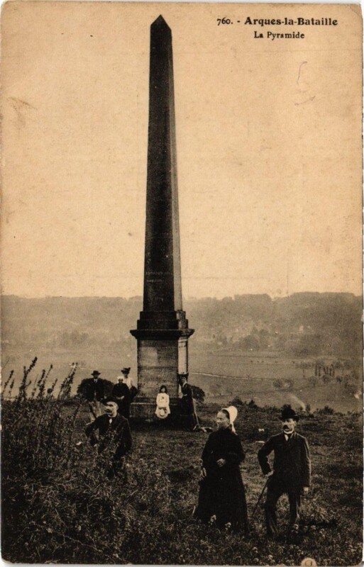 Carte postale ancienne Arques-la-Bataille - La Pyramide à Arques-la-Bataille