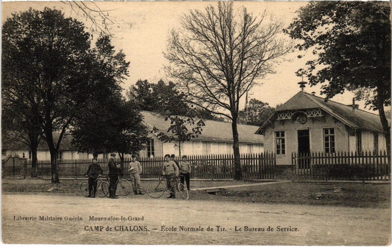 Carte postale ancienne Militaire - Camp de Chalons - Ecole Normale de Tir