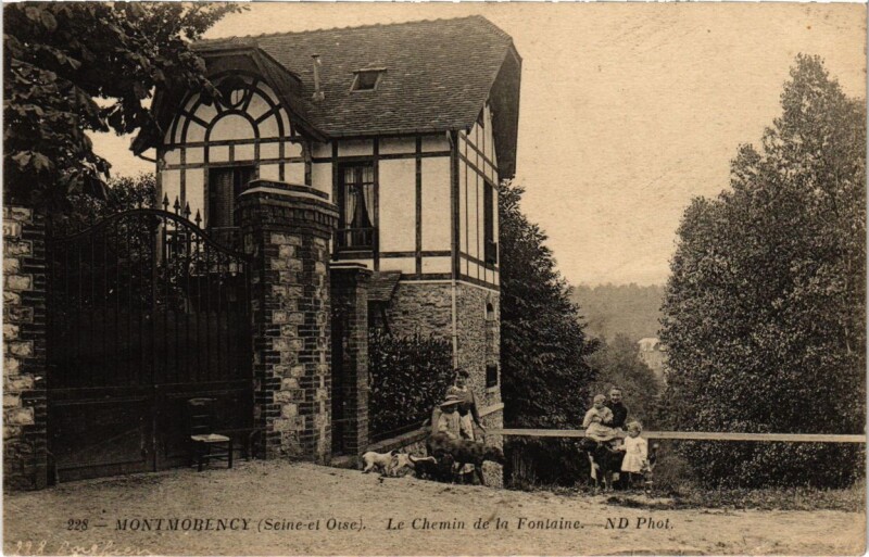 Carte postale ancienne Montmorency - Le Chemin de la Fontaine à Montmorency