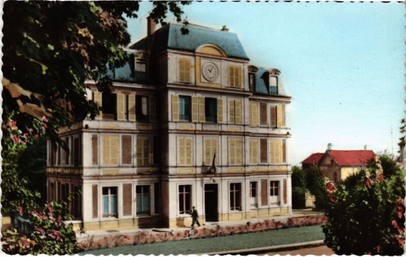 Carte postale ancienne Domont - La Mairie à Domont