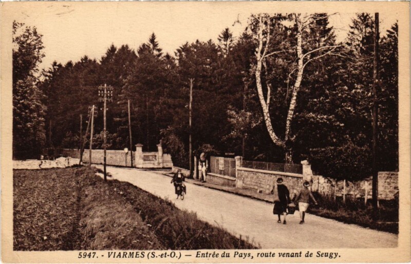 Carte postale ancienne Viarmes - Entree du pays à Viarmes