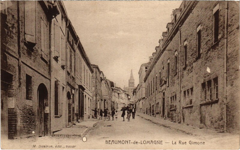 Carte postale ancienne Beaumont de Lomagne La Rue Gomine à Beaumont-de-Lomagne