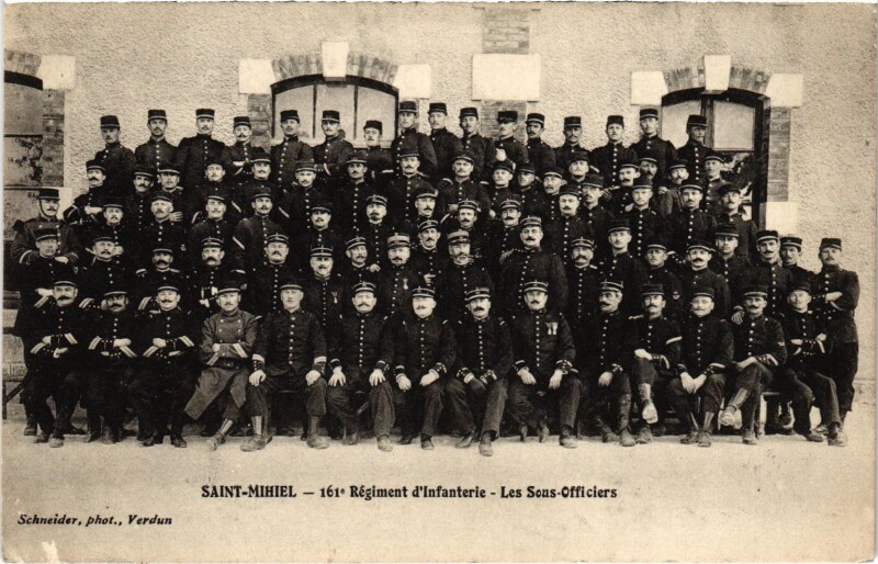 Carte postale ancienne Militaire Saint-Mihiel - 161e Régiment d'Infanterie à Saint-Mihiel