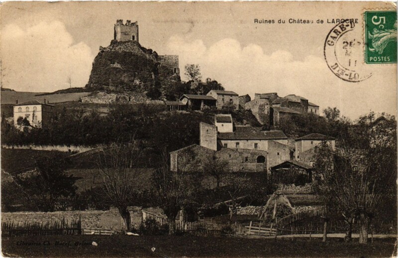 Carte postale ancienne Ruines du Chateau de Laroche