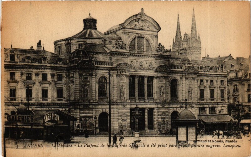 Carte postale ancienne Maine-et-Loire Angers Le Théatre à Angers