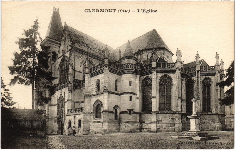 Carte postale ancienne Clermont - L'Eglise à Clermont