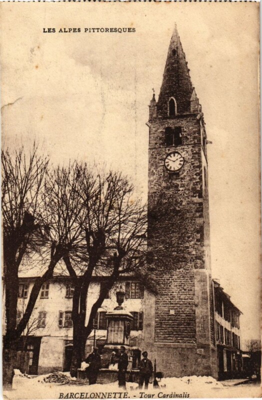 Carte postale ancienne Barcelonnette Tour Cardinalis à Barcelonnette