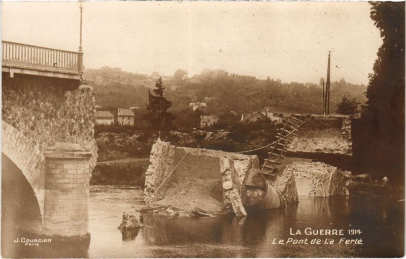 Carte postale ancienne La Ferte sous Jouarre Le Pont de la Ferte à Jouarre