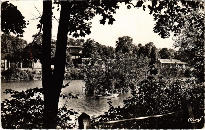 Carte postale ancienne Lagny Bords de Marne