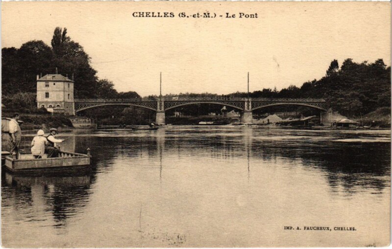 Carte postale ancienne Chelles Le Pont à Chelles