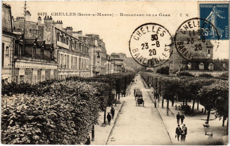 Carte postale ancienne Chelles Boulevard de la Gare à Chelles