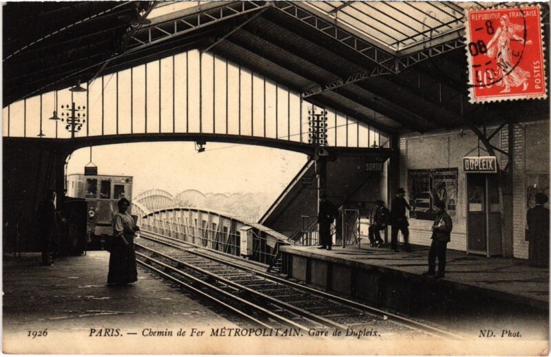 Carte postale ancienne Chemin de Fer Métropolitain - Ligne n°2 Sud Etoile-Italie - Gare de Dupleix à Paris 15e