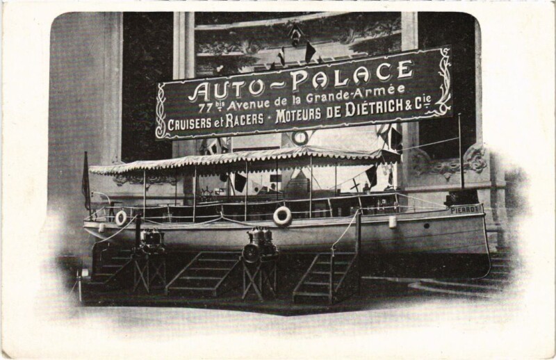 Carte postale ancienne Auto-Palace - Avenue de la Grande-Armée à Paris 8e