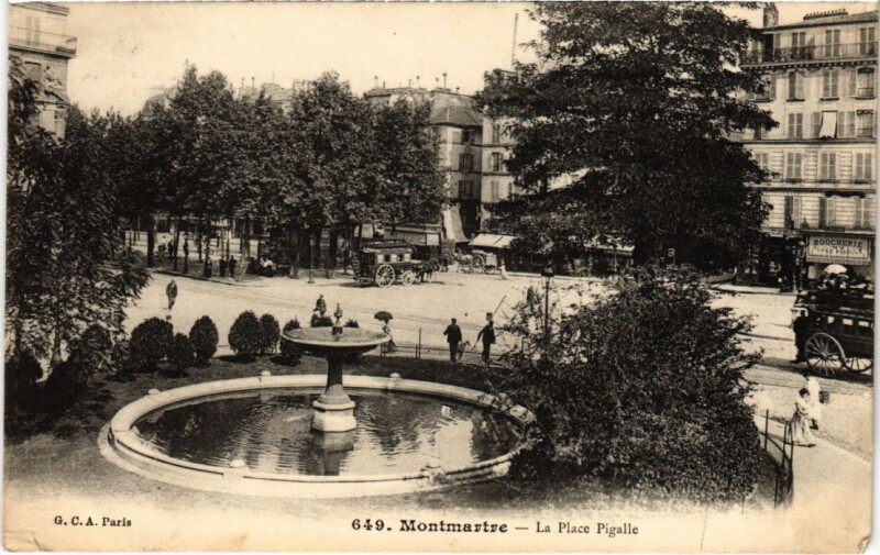Carte postale ancienne Montmartre - Place Pigalle à Paris 9e