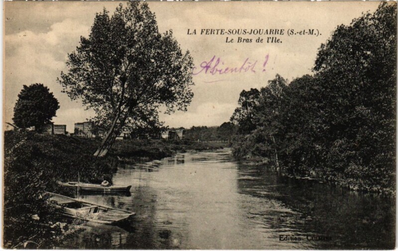 Carte postale ancienne La Ferte sous Jouarre Le Bras de l'Ile à Jouarre