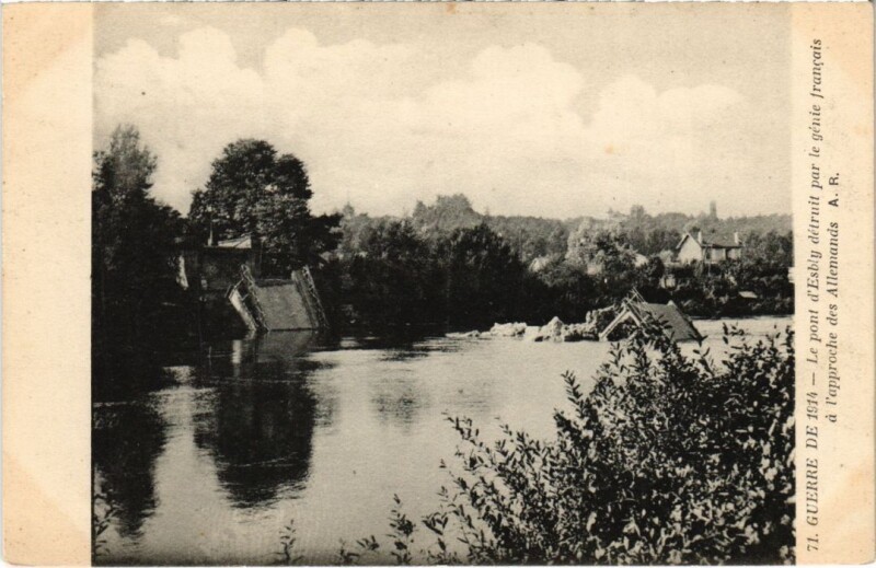 Carte postale ancienne Esbly Le pont detruit par le genie francais à Esbly