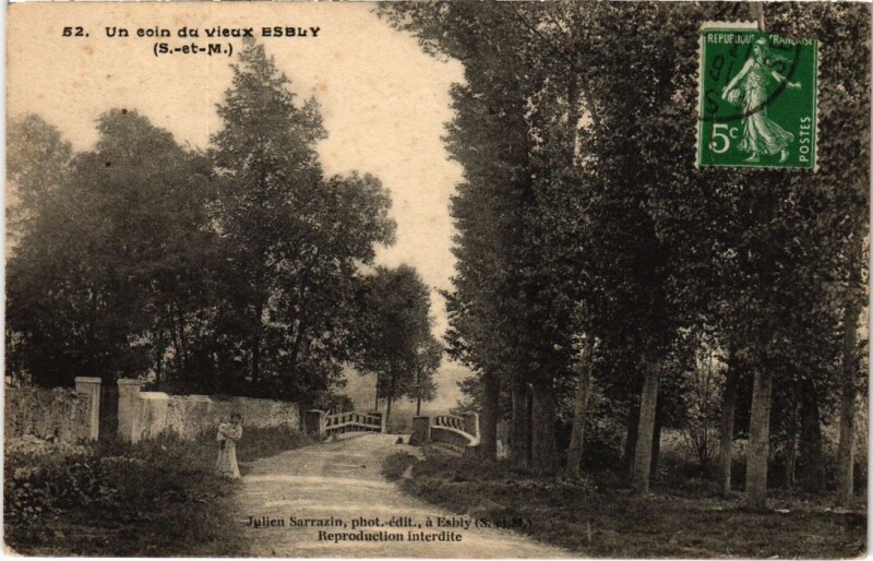 Carte postale ancienne Un coin du vieux Esbly à Esbly