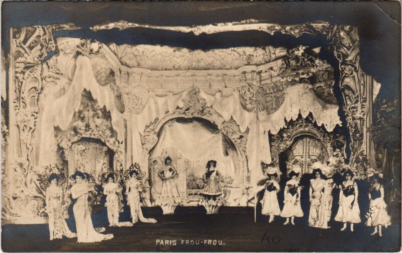Carte postale ancienne Paris Frou-Frou à Paris 18e