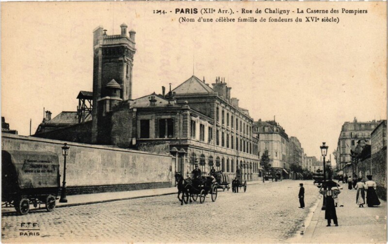 Carte postale ancienne Paris 12e Rue de Chaligny Caserne des Pompiers F. Fleury à Paris 12e