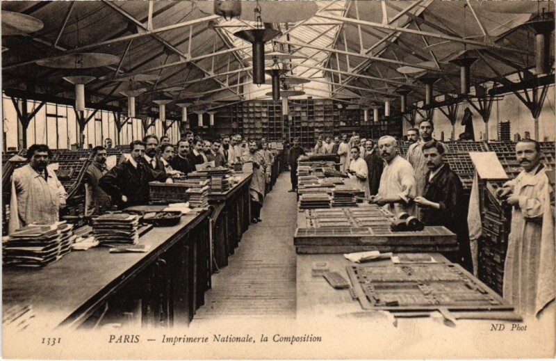 Carte postale ancienne Imprimerie Nationale, la Composition à Paris 3e