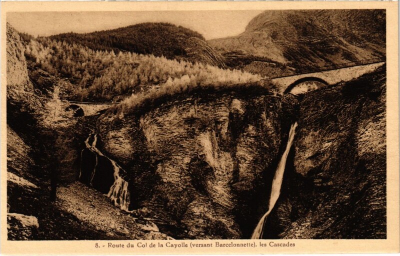 Carte postale ancienne Route du Col de la Cayolle, les Cascades