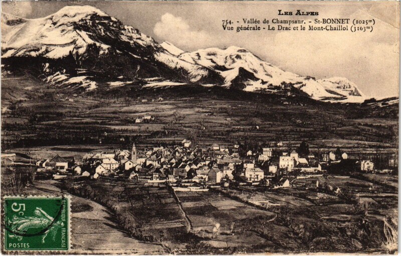 Carte postale ancienne Vallée de Champsaur - Saint-Bonnet - Vue générale