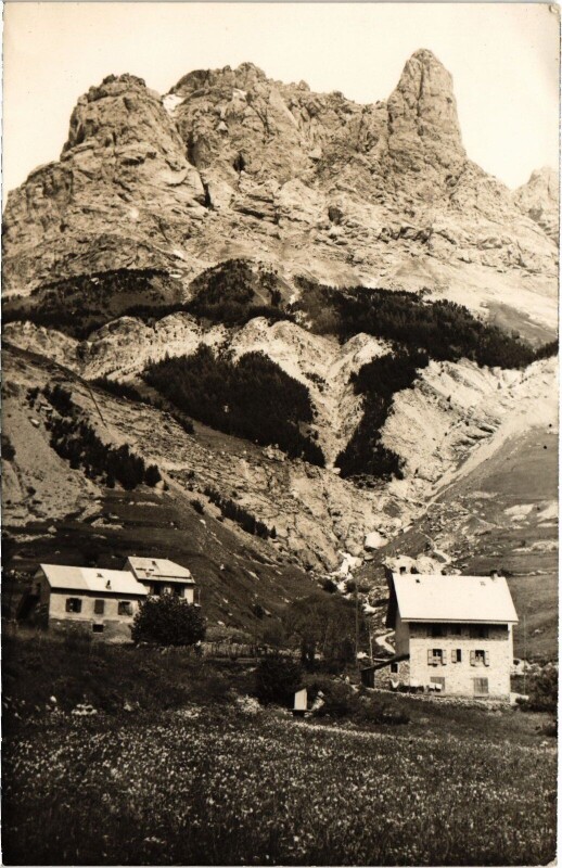 Carte postale ancienne Le Pont de L'Alpe - et le Pic de L'Aiguillette