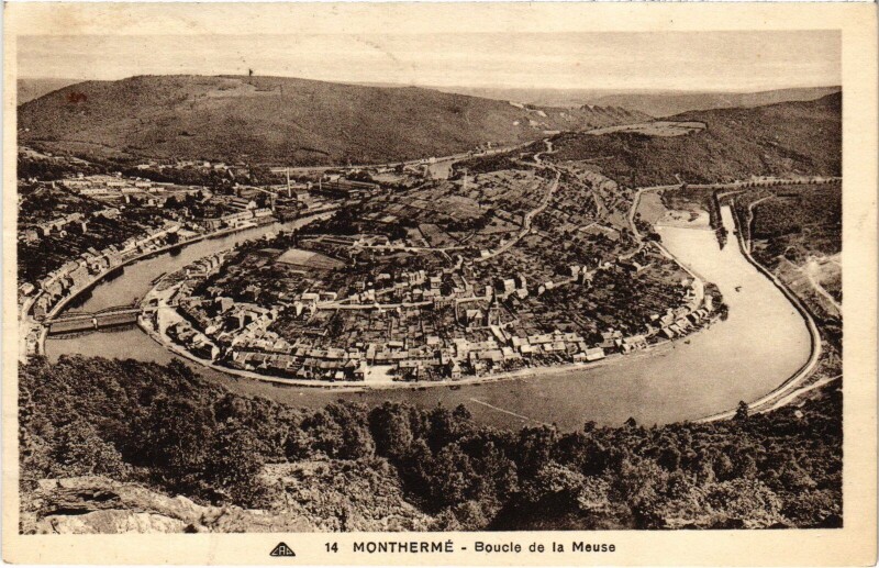 Carte postale ancienne Monthermé - Boucle de la Meuse à Monthermé