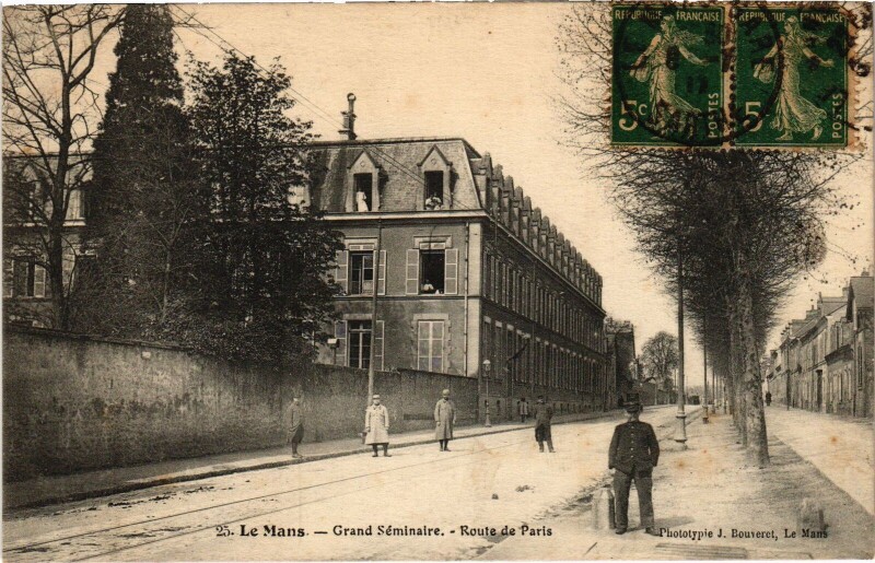 Carte postale ancienne Le Mans - Grand Séminaire - Route de Paris au Mans