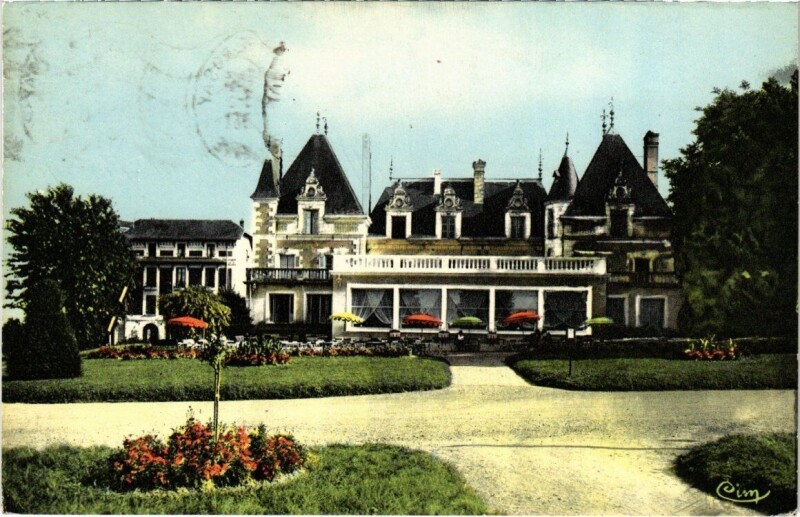 Carte postale ancienne La Roche Posay-les-Bains - Les Casino et l'Hotel du Casino à La Roche-Posay
