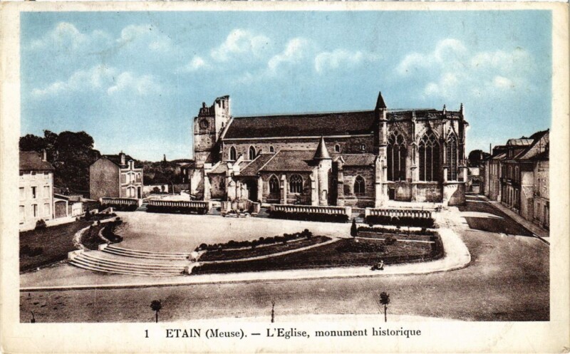 Carte postale ancienne Etain - L'Eglise - Monument Historique à Étain