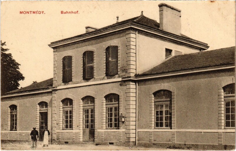 Carte postale ancienne Montmedy - La Gare - Bahnhof à Montmédy