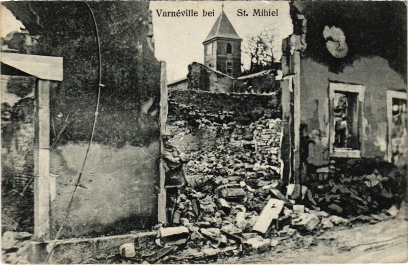 Carte postale ancienne Varneville - Varneville bei Saint-Mihiel - Town Scene - Ruines à Varnéville
