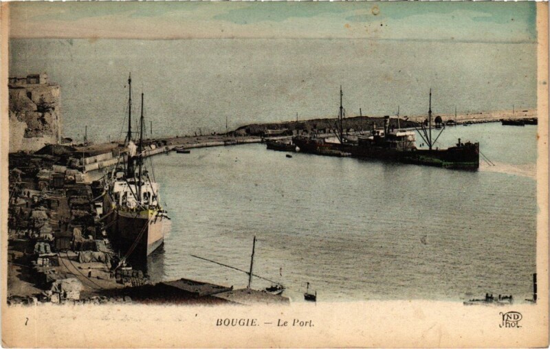 Carte postale ancienne Bougie - Le Port