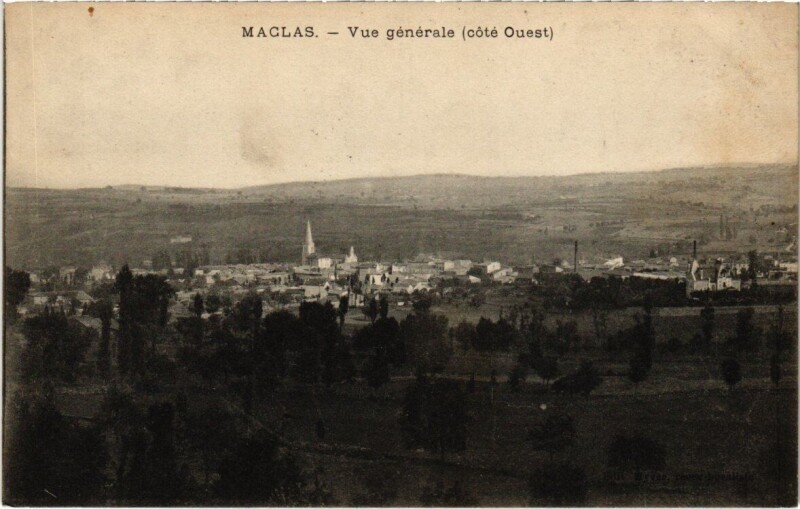 Carte postale ancienne Maclas - Vue générale à Maclas