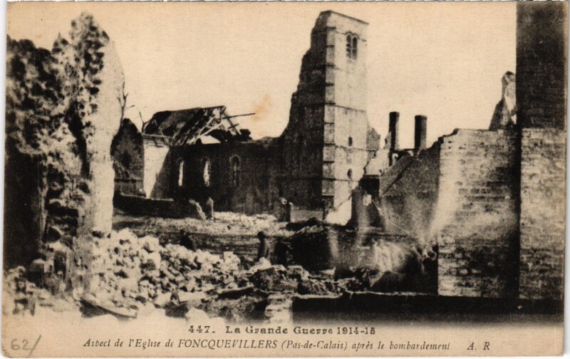 Carte postale ancienne Militaire Aspect de l'Eglise de Foncquevillers aprés à Foncquevillers