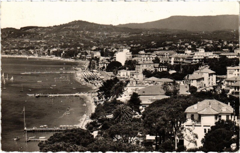 Carte postale ancienne Juan-Les-Pins - Vue générale
