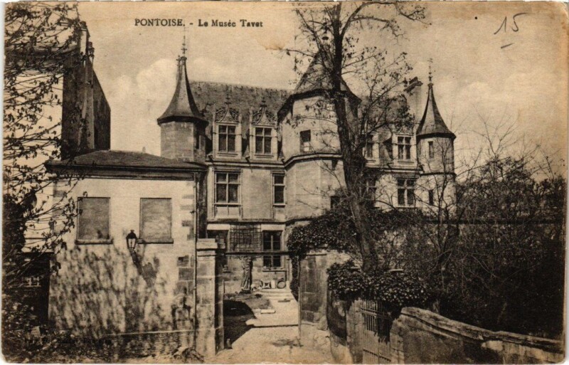 Carte postale ancienne Pontoise - Le Musée Tavet à Pontoise