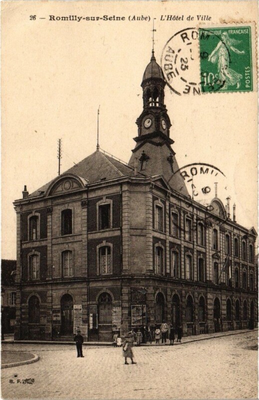 Carte postale ancienne Romilly-sur-Seine - Hotel de Ville à Romilly-sur-Seine